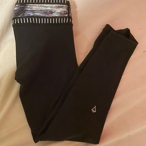 Ivivva black leggings with unique top
